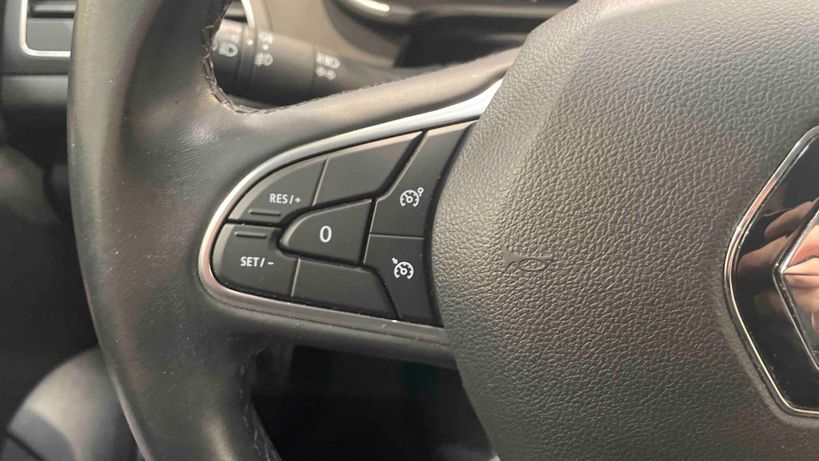 RENAULT MEGANE IV BERLINE 2021 - Photo n°20