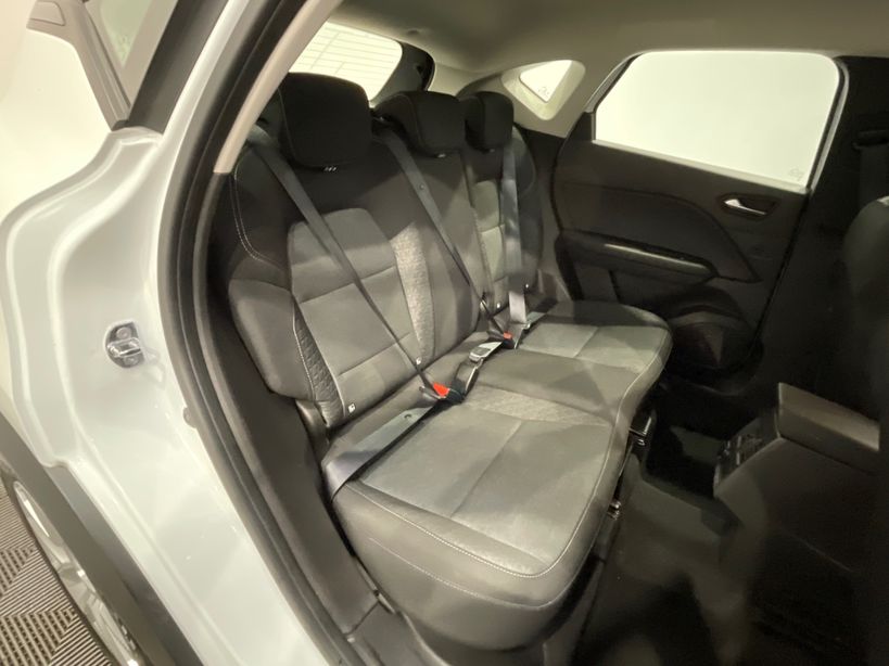 RENAULT CAPTUR 2022 - Photo n°38