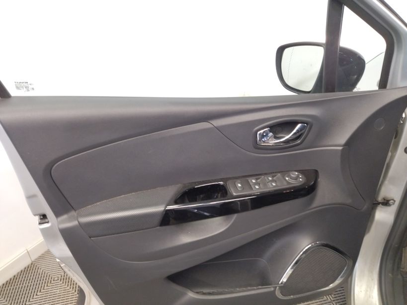 RENAULT CAPTUR 2016 - Photo n°10
