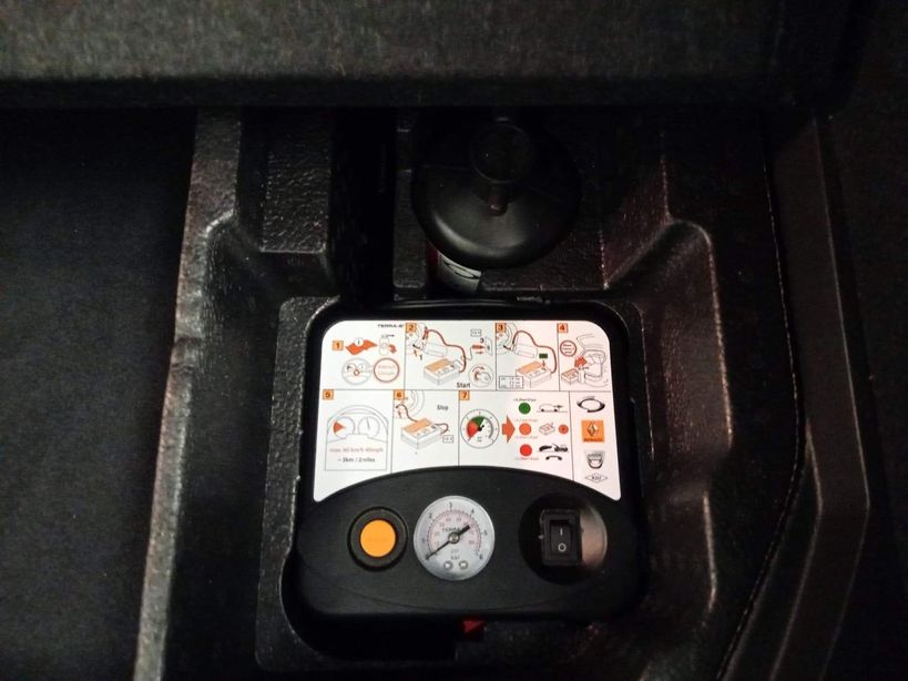 RENAULT CAPTUR 2021 - Photo n°12