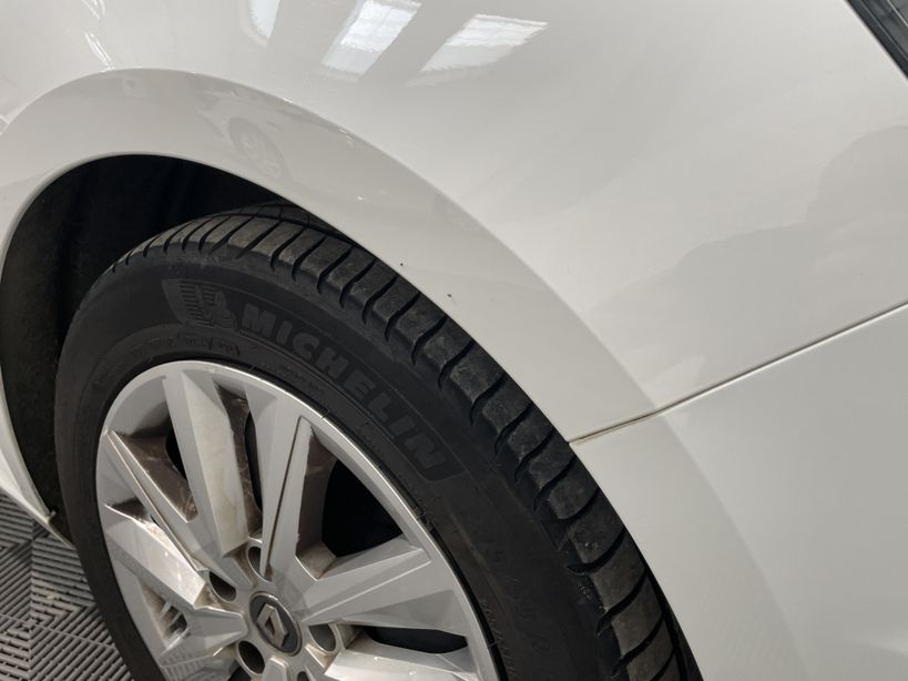 RENAULT MEGANE IV BERLINE 2021 - Photo n°12