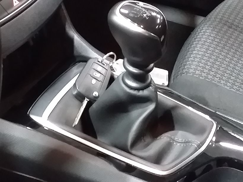 PEUGEOT 308 2020 - Photo n°1