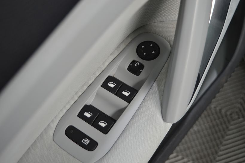 PEUGEOT 308 SW 2014 - Photo n°30