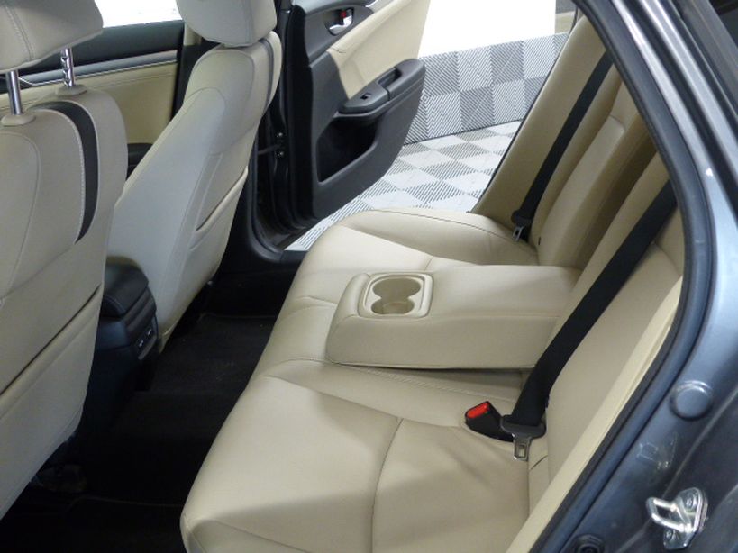 HONDA CIVIC 4 PORTES 2017 2017 - Photo n°7