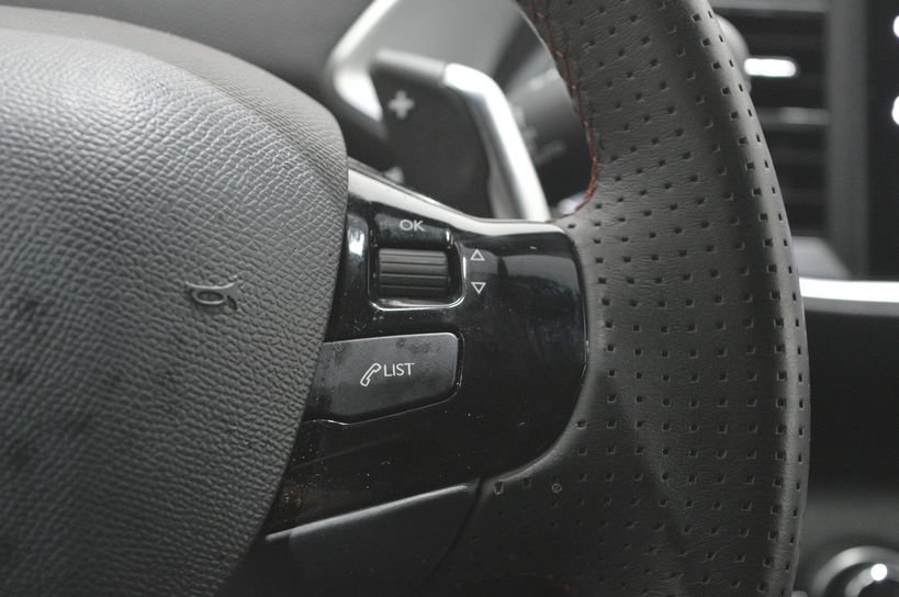 PEUGEOT 308 2020 - Photo n°12