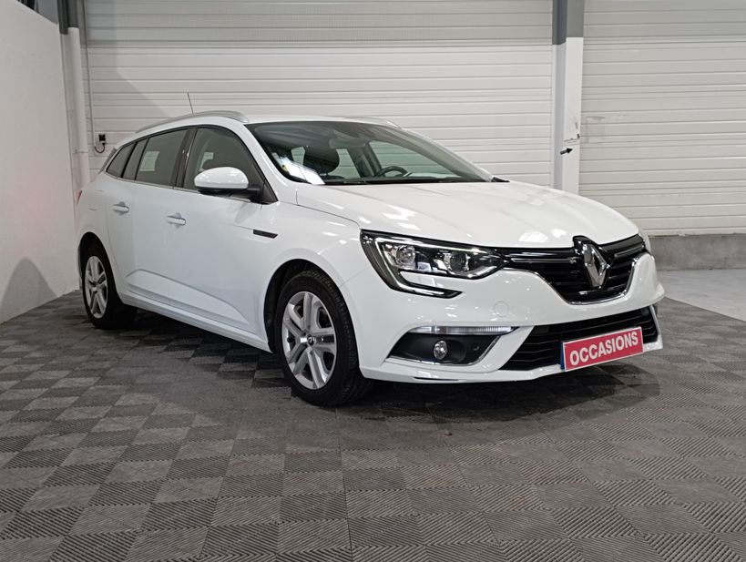 RENAULT MEGANE IV ESTATE BUSINESS 2019 - Photo n°3