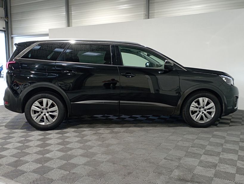 PEUGEOT 5008 BUSINESS 2018 - Photo n°9