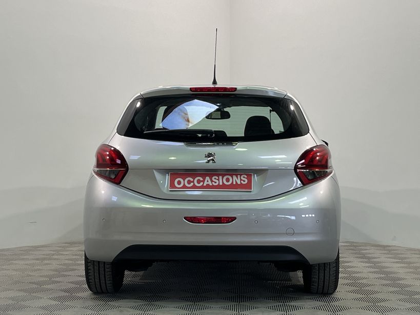 PEUGEOT 208 2016 - Photo n°6