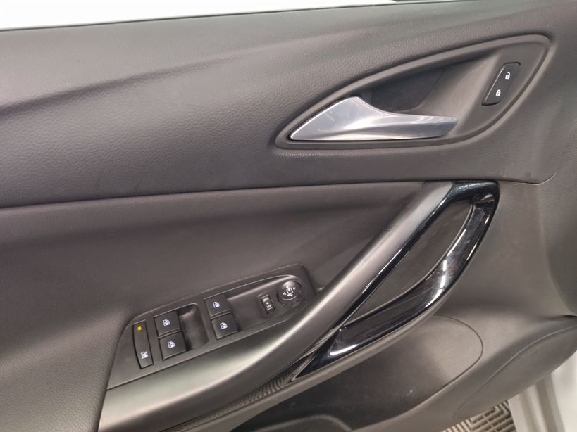 OPEL ASTRA SPORTS TOURER 2020 - Photo n°24