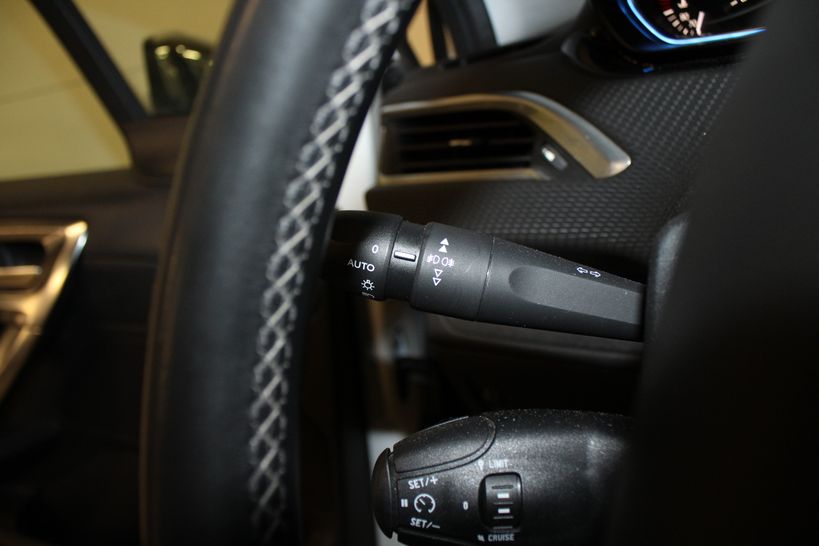 PEUGEOT 2008 2015 - Photo n°23