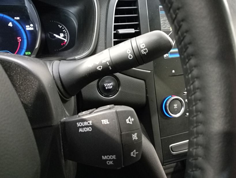 RENAULT MEGANE IV ESTATE BUSINESS 2019 - Photo n°27
