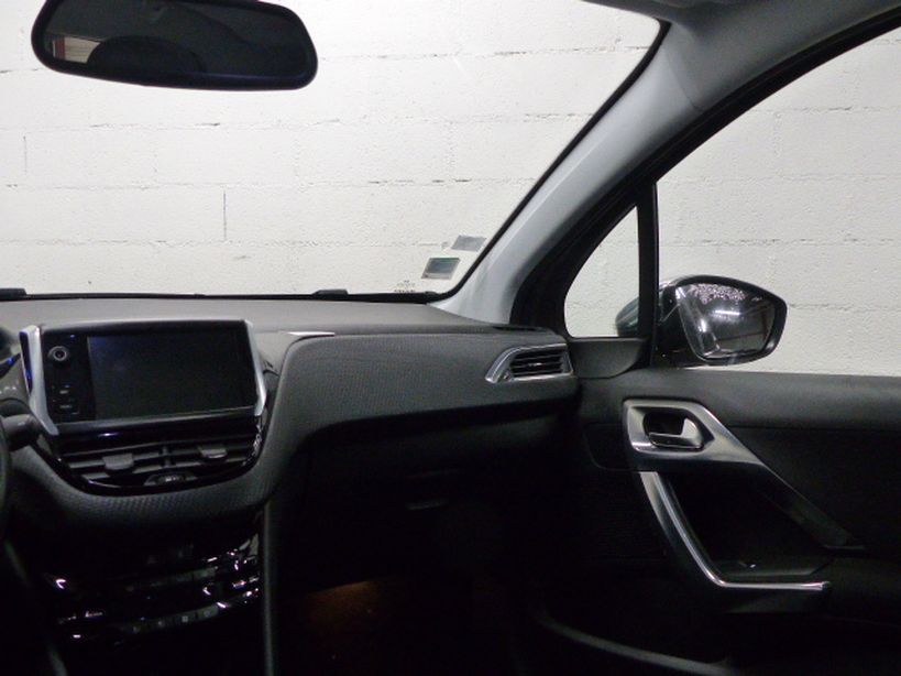 PEUGEOT 2008 2016 - Photo n°9