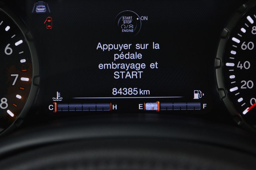 JEEP RENEGADE 2015 - Photo n°37