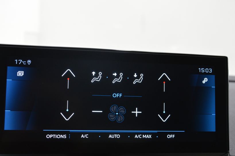 PEUGEOT 3008 2022 - Photo n°16