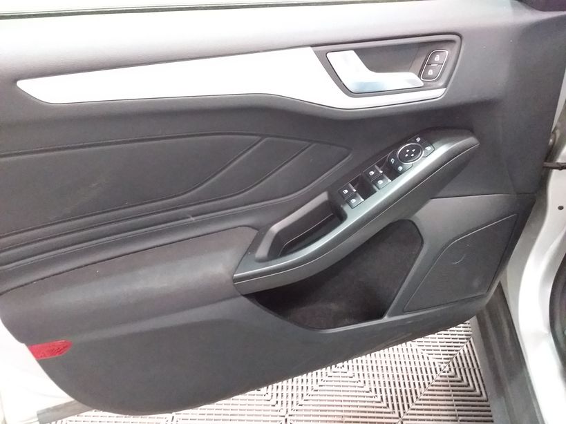 FORD FOCUS 2019 - Photo n°18