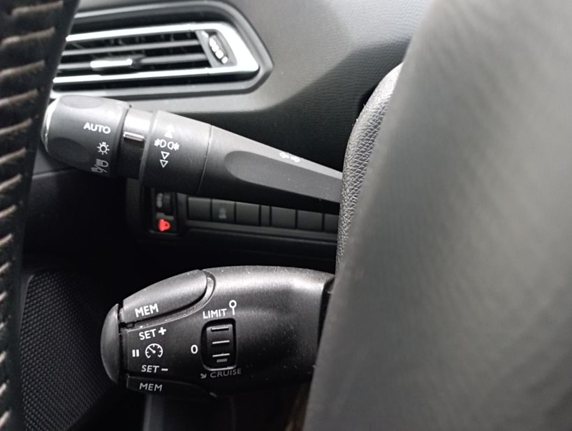 PEUGEOT 308 2020 - Photo n°26