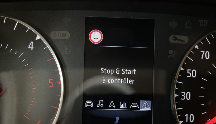 RENAULT CLIO V 2020 - Photo n°8