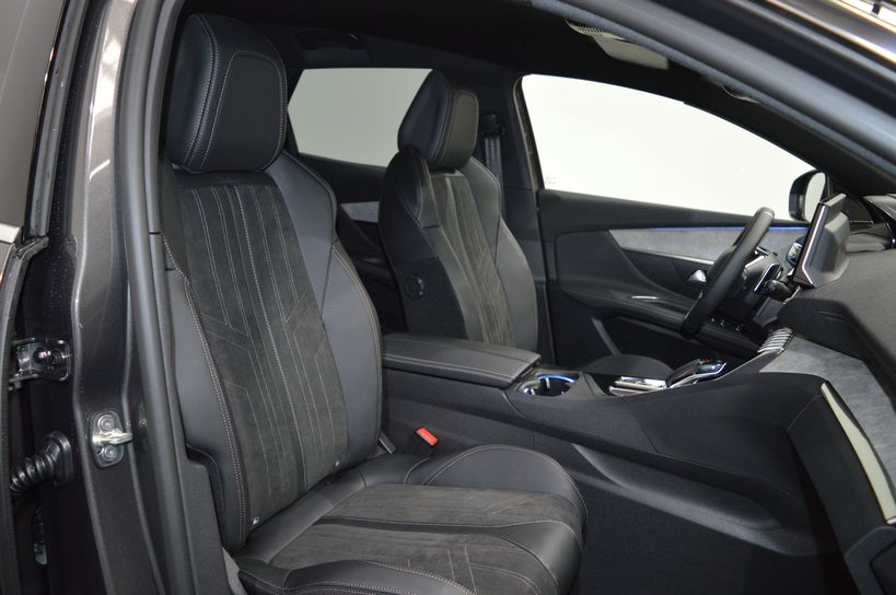 PEUGEOT 3008 2021 - Photo n°10