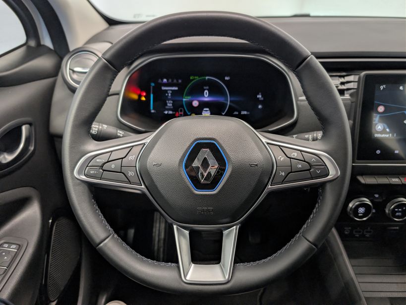 RENAULT ZOE 2020 - Photo n°11