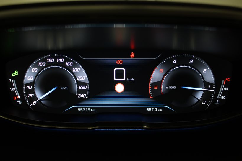 PEUGEOT 3008 2018 - Photo n°29