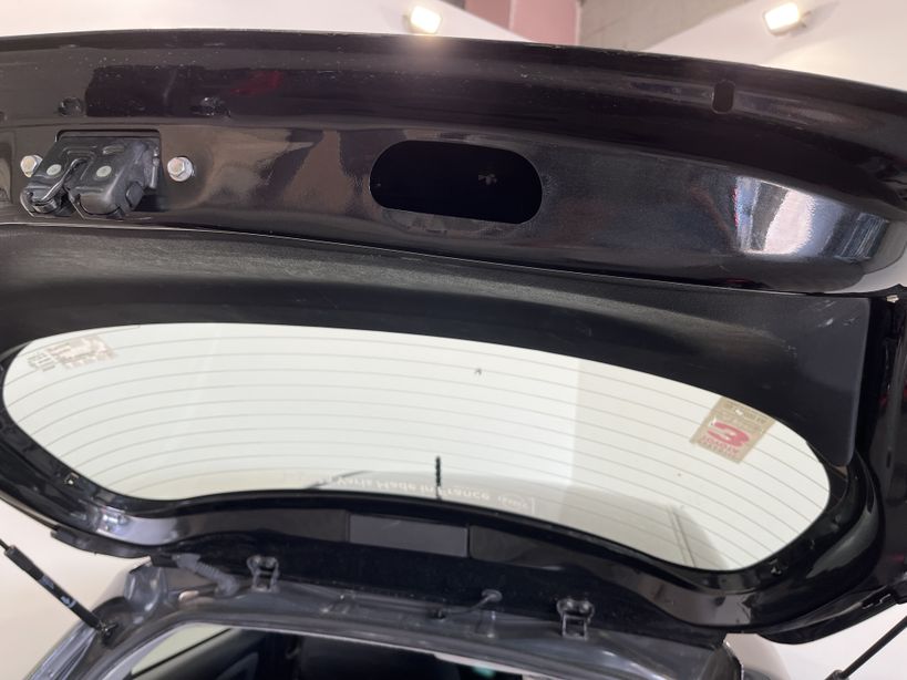 TOYOTA YARIS HYBRIDE 2015 - Photo n°3