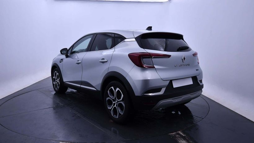 RENAULT CAPTUR 2023 - Photo n°7