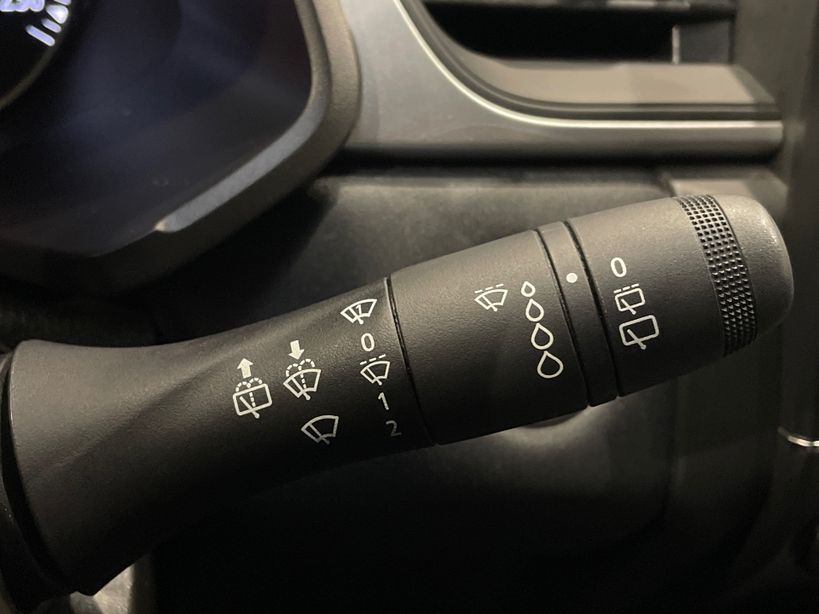 RENAULT CAPTUR 2022 - Photo n°25