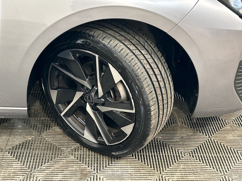 PEUGEOT 308 2023 - Photo n°4
