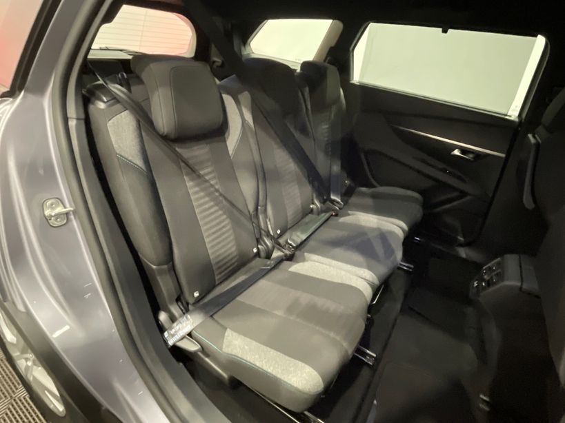 PEUGEOT 5008 2023 - Photo n°48