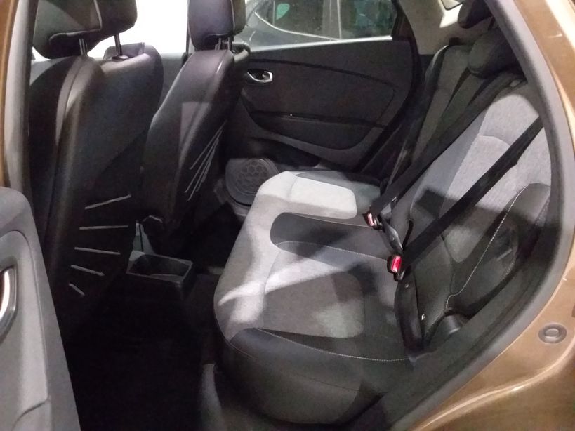RENAULT CAPTUR 2018 - Photo n°8