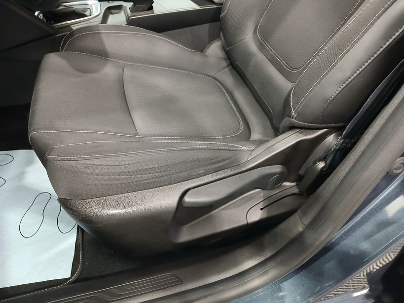 RENAULT MEGANE IV BERLINE 2021 - Photo n°25