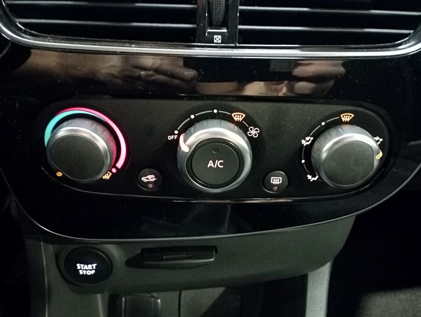 RENAULT CLIO IV ESTATE BUSINESS 2019 - Photo n°21