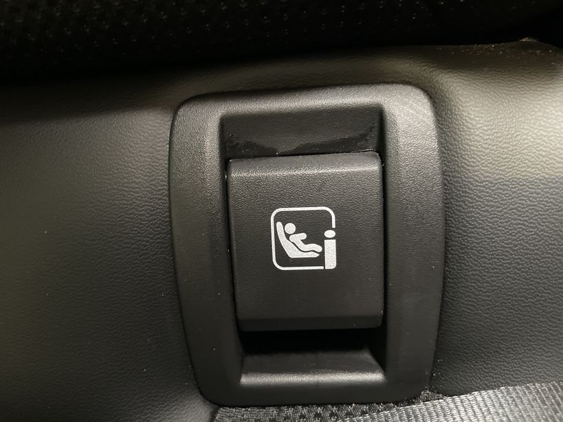 RENAULT MEGANE IV ESTATE 2022 - Photo n°42