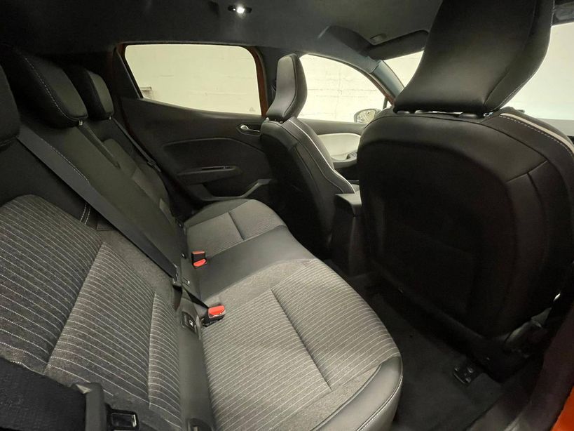 RENAULT CLIO V 2023 - Photo n°20