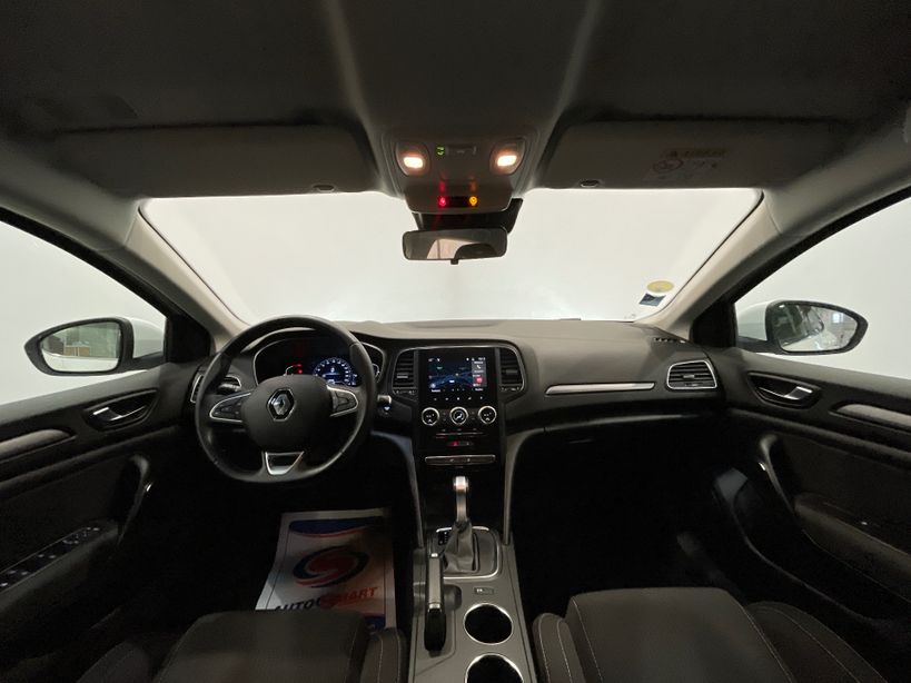RENAULT MEGANE IV BERLINE 2021 - Photo n°32