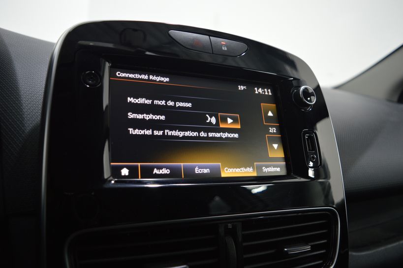 RENAULT CLIO IV 2019 - Photo n°17