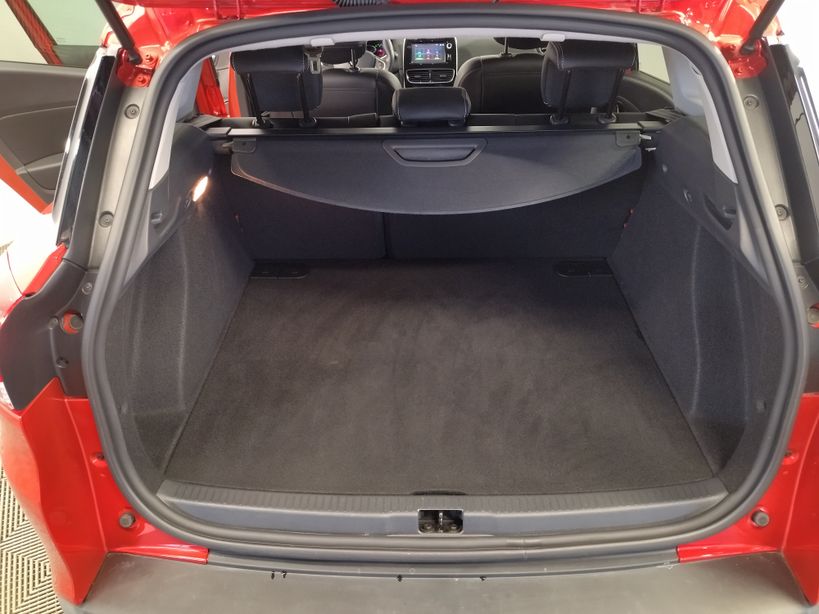 RENAULT CLIO IV ESTATE 2018 - Photo n°19