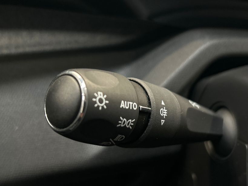 PEUGEOT 308 2023 - Photo n°27