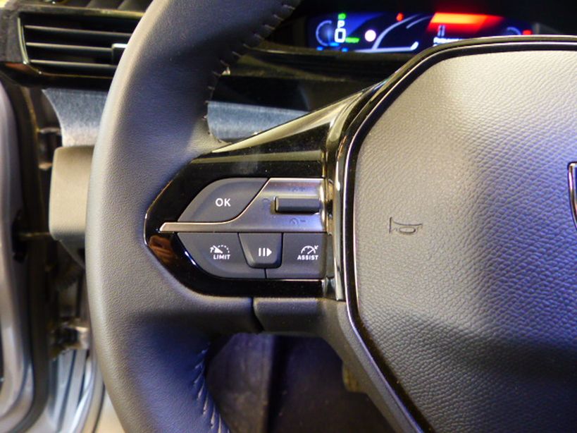 PEUGEOT 308 2023 - Photo n°18