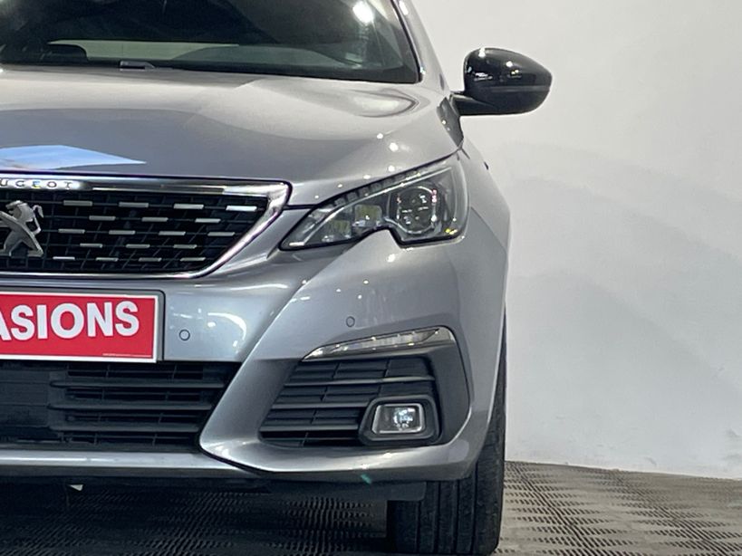 PEUGEOT 308 2021 - Photo n°7