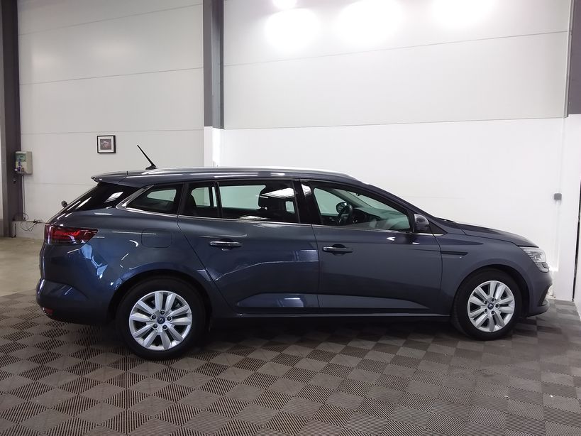 RENAULT MEGANE IV ESTATE 2021 - Photo n°30