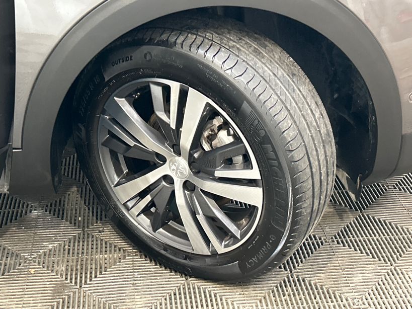 PEUGEOT 5008 2024 - Photo n°2