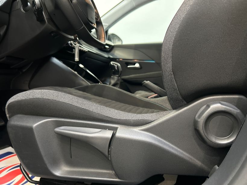 PEUGEOT 208 2023 - Photo n°34