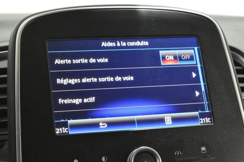 RENAULT SCENIC IV 2017 - Photo n°12