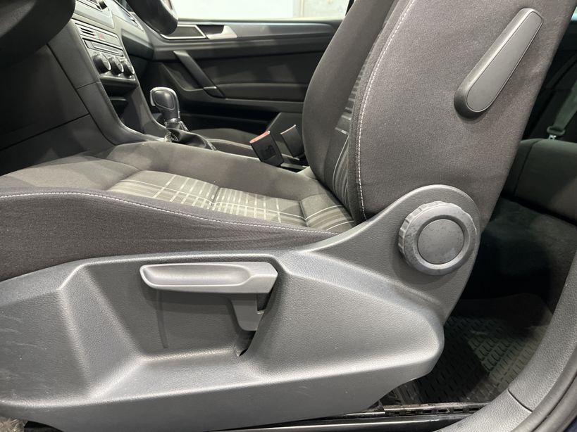 VOLKSWAGEN GOLF SPORTSVAN BUSINESS 2016 - Photo n°36