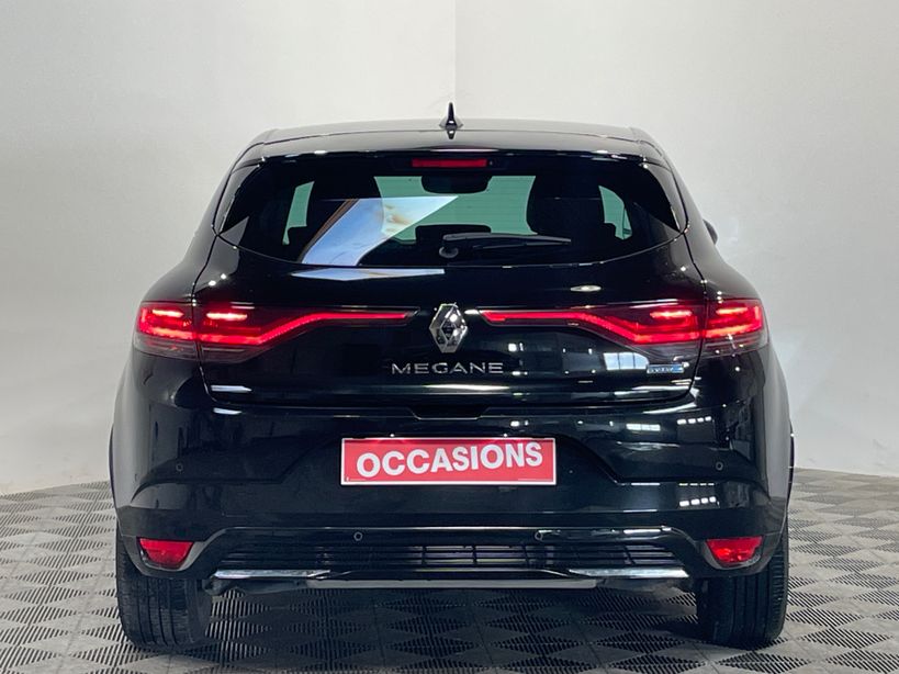 RENAULT MEGANE IV BERLINE 2021 - Photo n°6