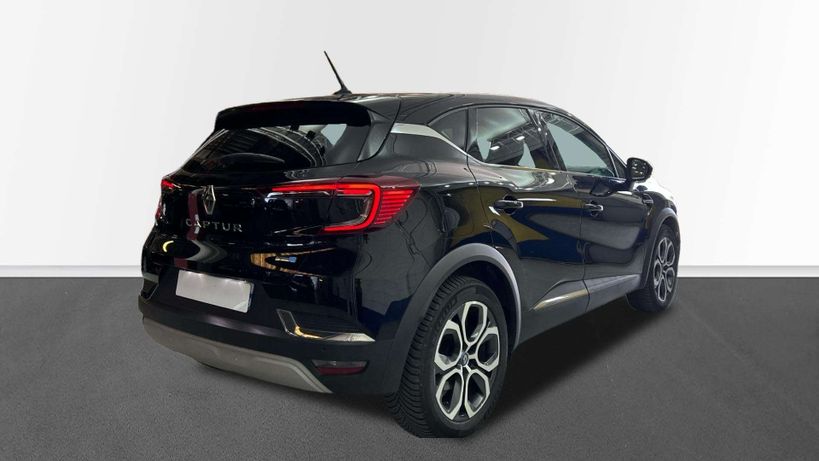 RENAULT CAPTUR 2021 - Photo n°8
