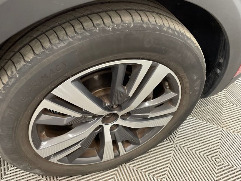 PEUGEOT 3008 2023 - Photo n°6