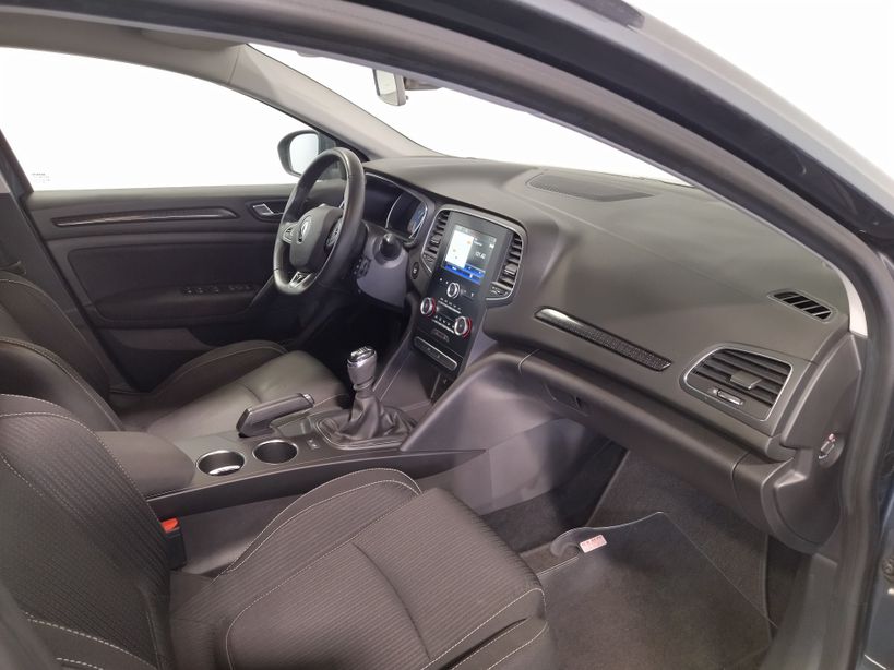 RENAULT MEGANE IV BERLINE BUSINESS 2016 - Photo n°8