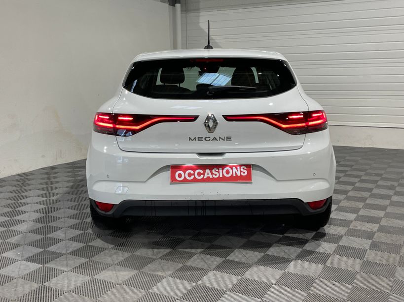 RENAULT MEGANE IV BERLINE 2022 - Photo n°6
